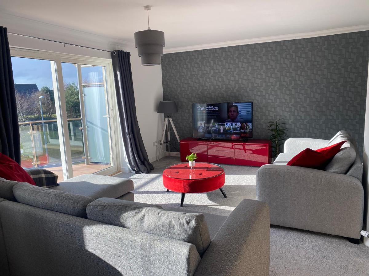 The Duplex Nairn- Spacious 3 Bedroom With Sunny Balcony エクステリア 写真
