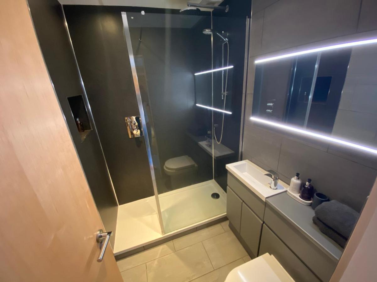 The Duplex Nairn- Spacious 3 Bedroom With Sunny Balcony エクステリア 写真